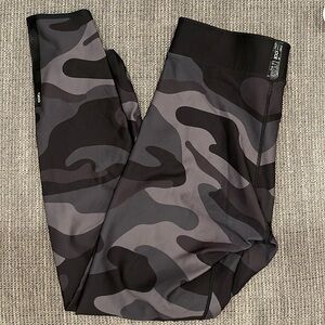Cor by Ultracor Camo Leggings
